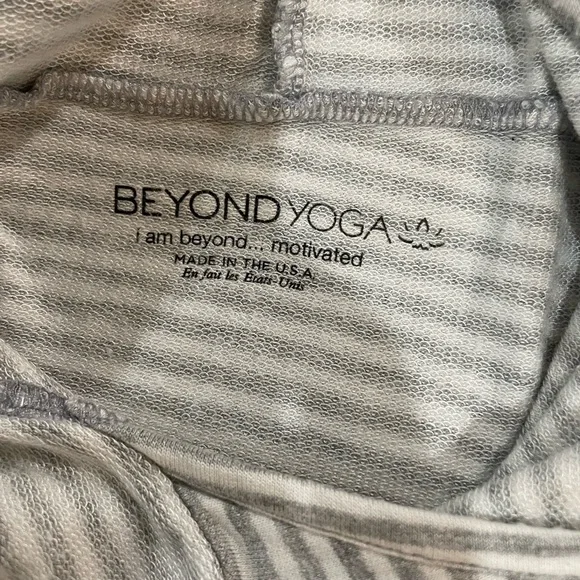 Beyond Yoga Gray Striped Tank Top w/hood & large open arm holes - Picture 6 of 8